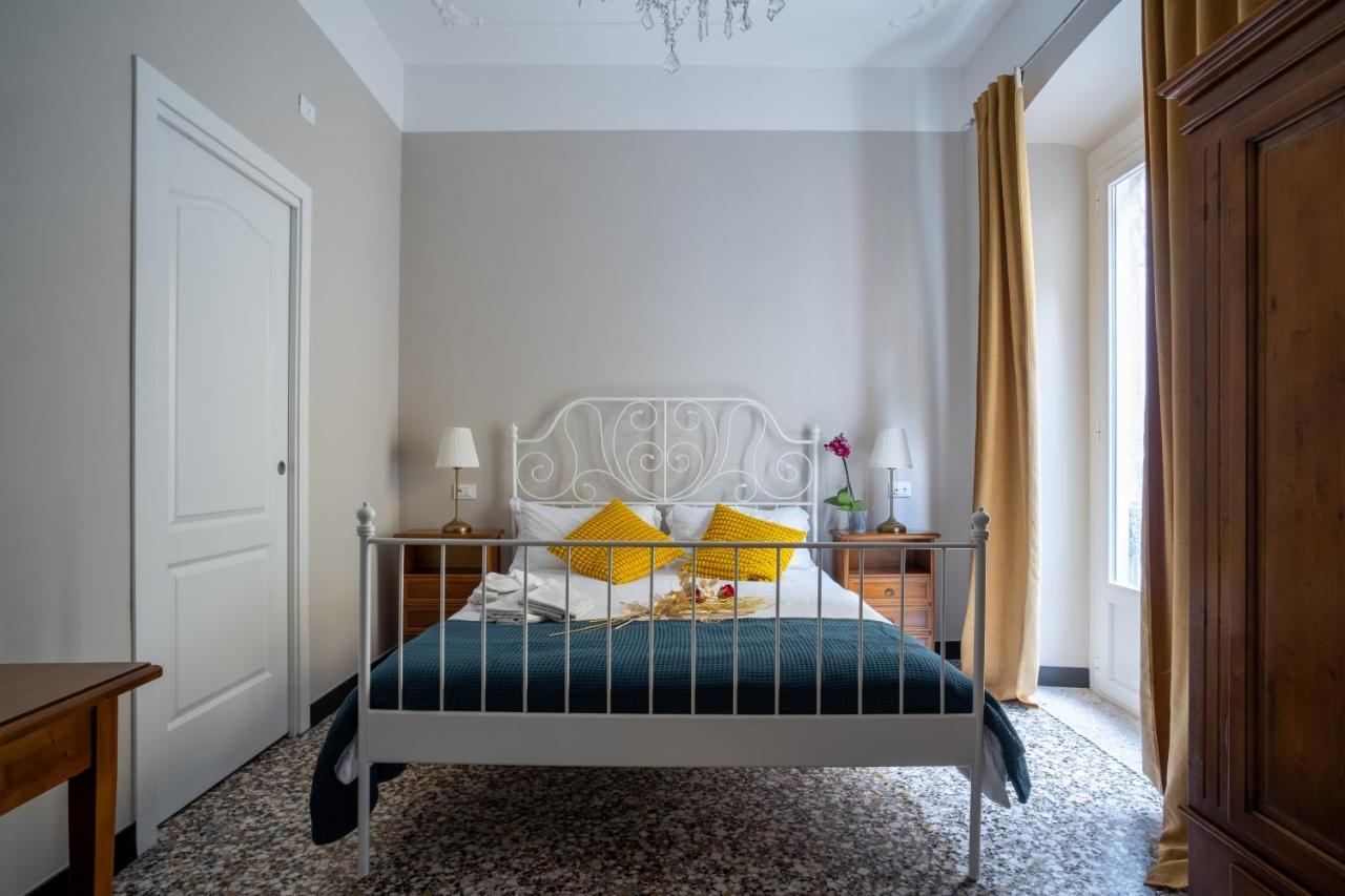 Corvetto Rooms Janov Exteriér fotografie