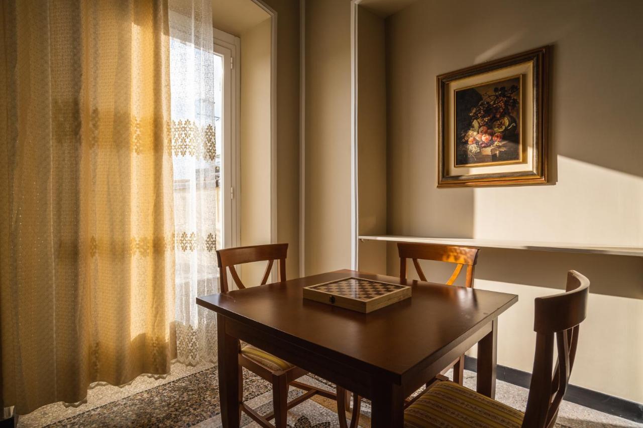 Corvetto Rooms Janov Exteriér fotografie
