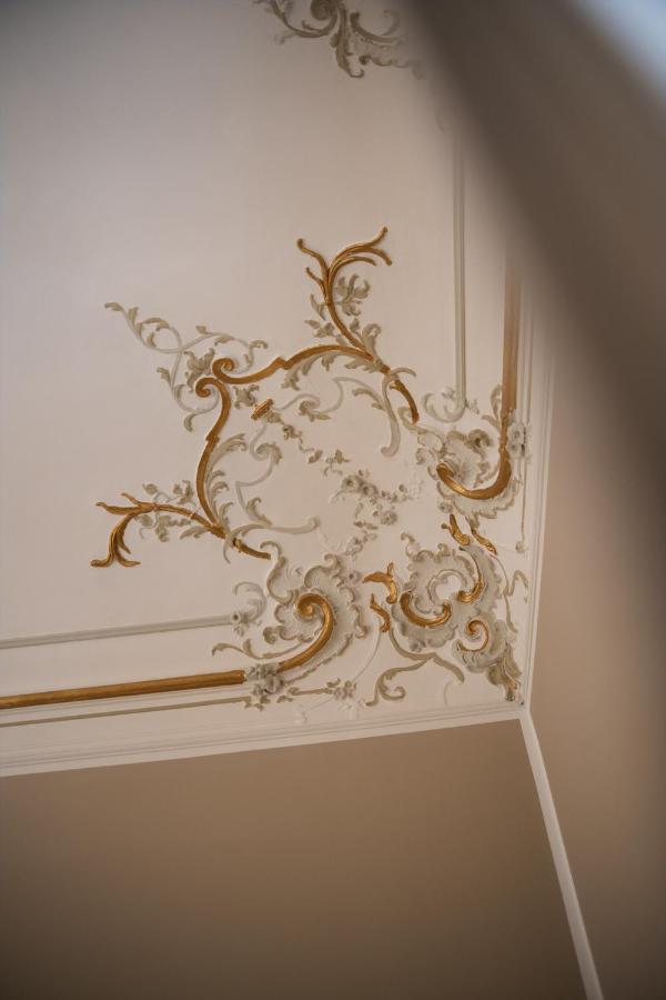 Corvetto Rooms Janov Exteriér fotografie